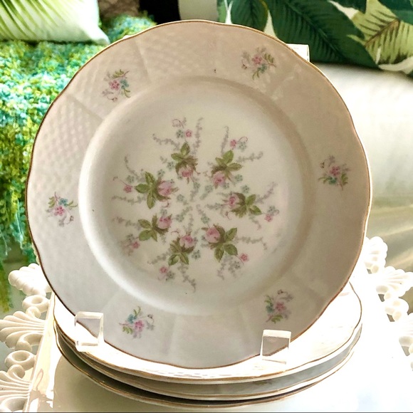 4 Fine Bone China Pink Roses Salad Dessert Plates - Picture 1 of 6